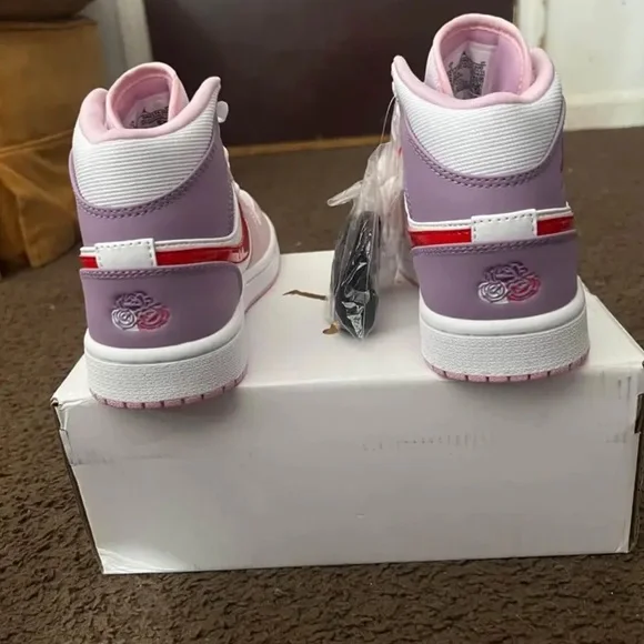 Nike Jordan 1 MID - Picture 5 of 5